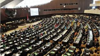 Pemilihan umum anggota legislatif 2019 akan digelar bersamaan dengan pemilihan presiden sesuai tertuang dalam Undang-undang nomor 7 tahun 2017 tentang Pemilu.