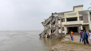 বাংলাদেশ পদ্মা ভাঙন