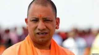 योगी आदित्यनाथ, चुनाव आयोग