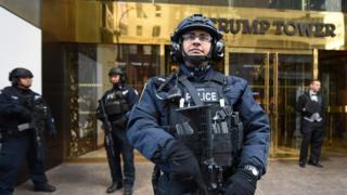 La torre Trump se ha convertido en un fortín desde que Donald Trump ganó la presidencia de Estados Unidos.
