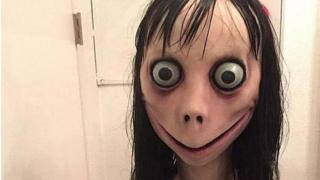 El aspecto de "Momo" es aterrador.