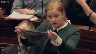 Рут Коппінгер закликала не перекладати відповідальність за сексуальні злочини на жертв