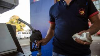 محطة وقود في مصر