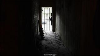 這個入口曾經是英國廣播公司BBC員工進入隧道要塞(Tunnel Fortress)的通道。