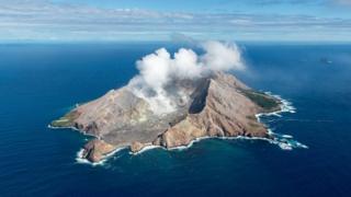 Vulcão de White Island em 2016