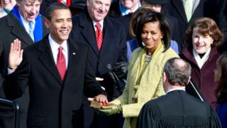 Barack Obama akiapishwa kuwa Rais wa Marekani .