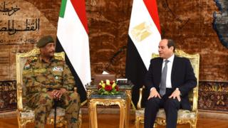 البرهان خلال لقائه بالسيسي في القاهرة