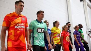 Cricket stars pose in the KP-branded kits of The Hundred tournament