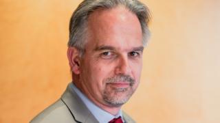 Dr David Nicholl