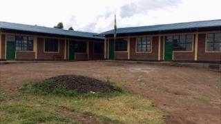 Ishuri ribanza ryo mu murenge wa Kagogo ku mupaka wa Cyanika