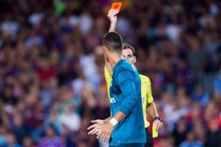 Ronaldo'nun kırmızı kart gördüğü an