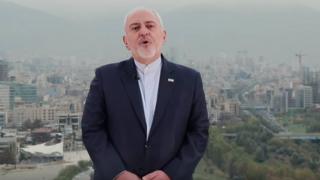 وزیر خارجه ایران دو پیام ویدئویی جدا به زبان های فارسی و انگلیسی درباره تحریم های اخیر آمریکا داده است