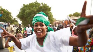 Une militante de Issa Sall dans la ville de Thiès