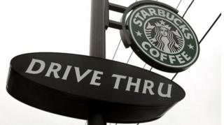 ป้ายสตาร์บัคส์แบบไดรฟ ทรู