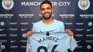 Mahrez yavuze ko uburyo Manchester City yitwaye mu mwaka ushize ari byiza cyane