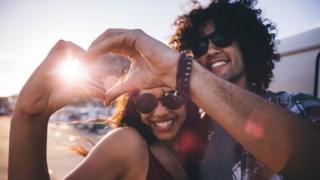 Un hombre y una mujer