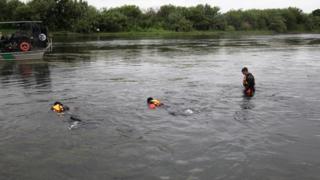 Buscas pela menina brasileira no Rio Grande