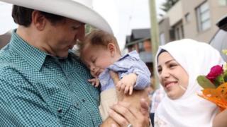 Ministri w'intebe yacigatiye urwo ruhinja igihe gito mu mujyi wa Calgary