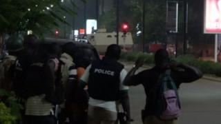 Ресторан курчоого алынып, атайын операция уланып жатат.