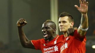 Abakinnyi b'inyuma ba Liverpool Mamadou Sakho na Dejan Lovren bombi batsinze ibitego Dortmund