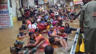 அதிதீவிர மழையால் ஆடிப்போன நீலகிரி, கேரளா, கர்நாடகா, மகாராஷ்டிரா