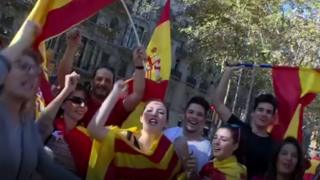 متظاهرون يحتشدون دعما للوحدة الإسبانية في برشلونة