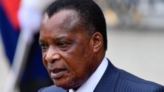 Paulin Makaya a été arrêté à la suite de manifestations contre la candidature Denis Sassou Nguesso (en photo) à un nouveau mandat.