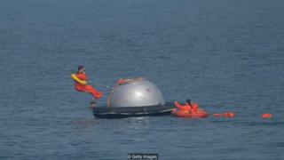 Progam ini sekaligus melatih bagaimana astronot-astronot ESA melakukan pendaratan mendadak di air