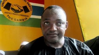 Adama Barrowm Gambie