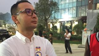 အေအေ စစ်ဦးစီးချုပ် ဗိုလ်ချုပ်ထွန်းမြတ်နိုင်