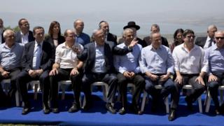 Benjamin Netanyahu and the Israeli cabinet on the Golan Heights, 17 April