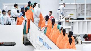 ONU ivuga ko amategeko yorohejwe abimukira batokoresha uburyo bwa magendo