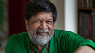 বার্তা সংস্থা ইউএনবি বলছে ফেসবুক পোস্ট নিয়ে জিজ্ঞাসাবাদের জন্য ডিবি পুলিশ তাকে ধরে নিয়ে গেছে