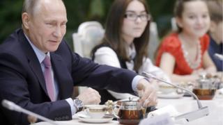 Путин на конкурсе "Семья года"