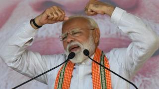 नरेंद्र मोदी