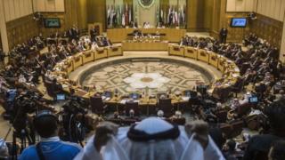 Arab League foreign ministers during an emergency meeting in the Egyptian capital Cairo (10 January 2016)