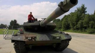 Leopard savaş tankı