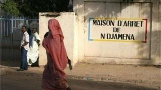 Les organisations de défenses de droits de l'homme demandent l'amélioration des conditions de détention.
