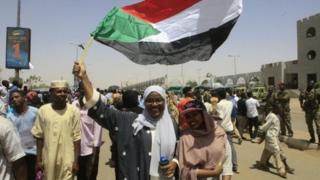 Wasu masu zanga-zanga a Sudan