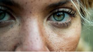 Olhos de mulher