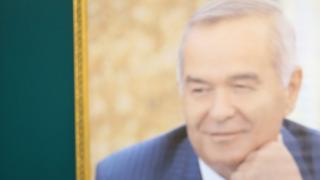 Ўзбекистоннинг марҳум президенти Ислом Каримов фотосурати.