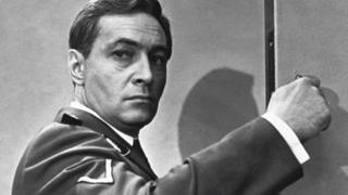 Vyacheslav Tikhonov as Stierlitz