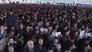 Tehran universitetində izdiham