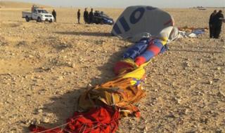 The remains of a hot air balloon near the ancient Egyptian city of Luxor, 5 January 2018