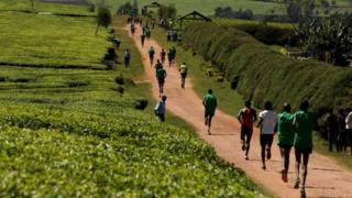 De plus en plus de sportifs africains changent de nationalité pour prendre celle des pays du Golfe et de Turquie
