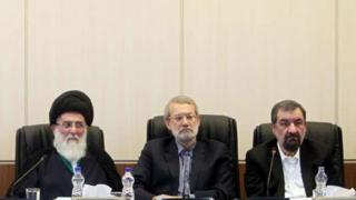از راست محسن رضایی، علی لاریجانی و محمود هاشمی شاهرودی در مجمع تشخیص مصلحت نظام