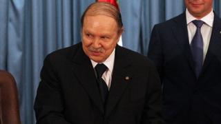 Le président Abdelaziz Bouteflika a adressé un message à la nation dans lequel il a annoncé sa décision de ne pas briguer un 5ème mandat à la magistrature suprême.