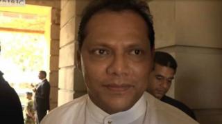 ''ජනාධිපතිතුමා කියන තෙක් අපි ඇමතිපදවී අත්හරින්නේ නැහැ"