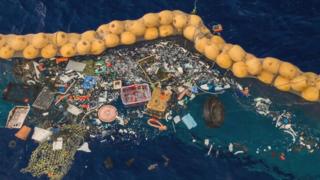 Ocean Cleanup: перший успіх в океані