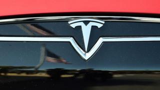 Автомобиль Tesla